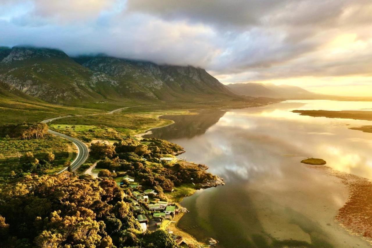 Great Spot With A View In Hermanus , South Africa Villa Exterior photo